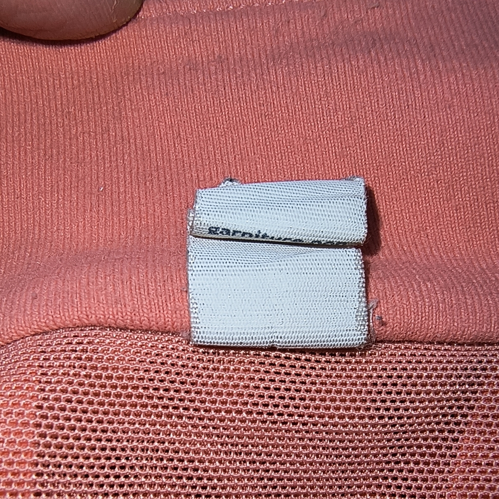 Lululemon Athletica Scoop Neck Racerback Tank in Charcoal and Peach in Size 10 - Picture 7 of 7